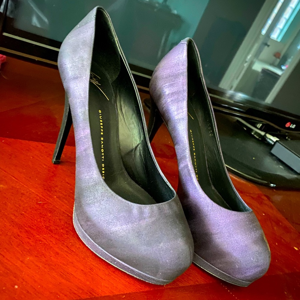 Giuseppe Zanotti Leather Pumps